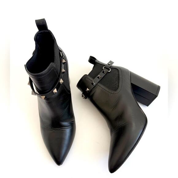 Valentino Garavani Black leather Rockstud Chelsea 85mm Ankle Boots EU 38.5 - Picture 1 of 10